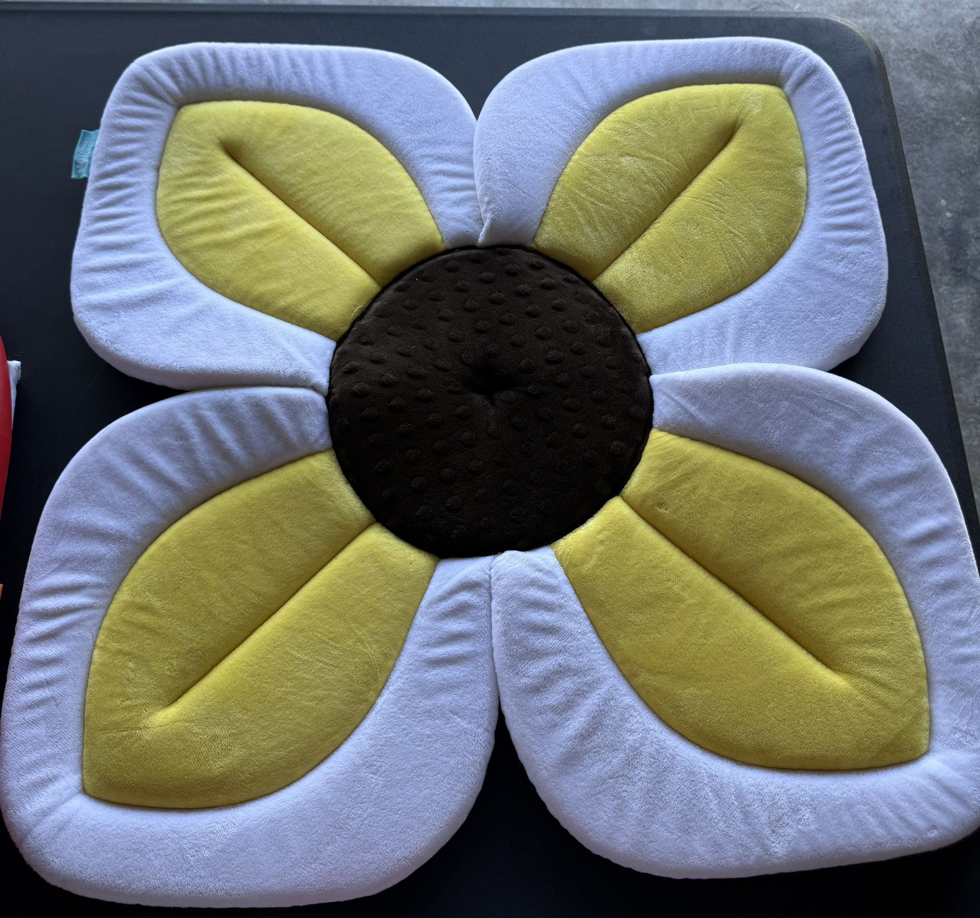 Blooming Lotus Bath Mat