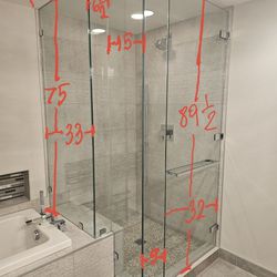 1/2 Inch Tampered Glass Shower With Hardweare 