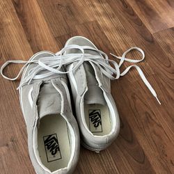  Vans light grey