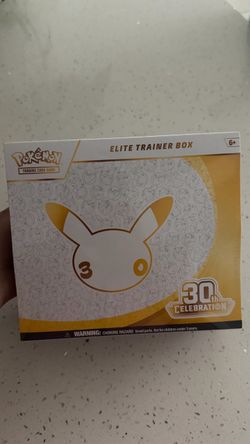 Pokémon TCG 30th Celebration Elite Trainer Box
