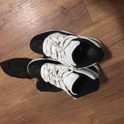 Jordan 11s