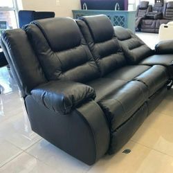 [SPECIAL] Vacherie Black Reclining Sofa