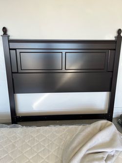 Dark Wood Bed Headboard with Finials