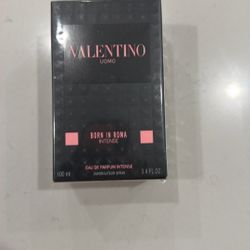 valentino uomo born in roma 