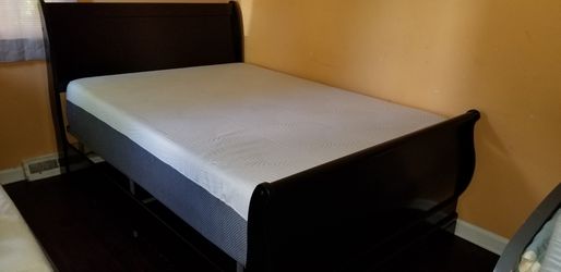 Full size Bed / Gel Memory Foam 12"
