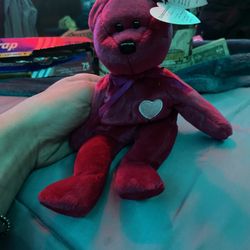 Rare Valentina Beanie with  all five errors