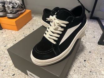 Rick Owens Low-Top Suede Sneakers