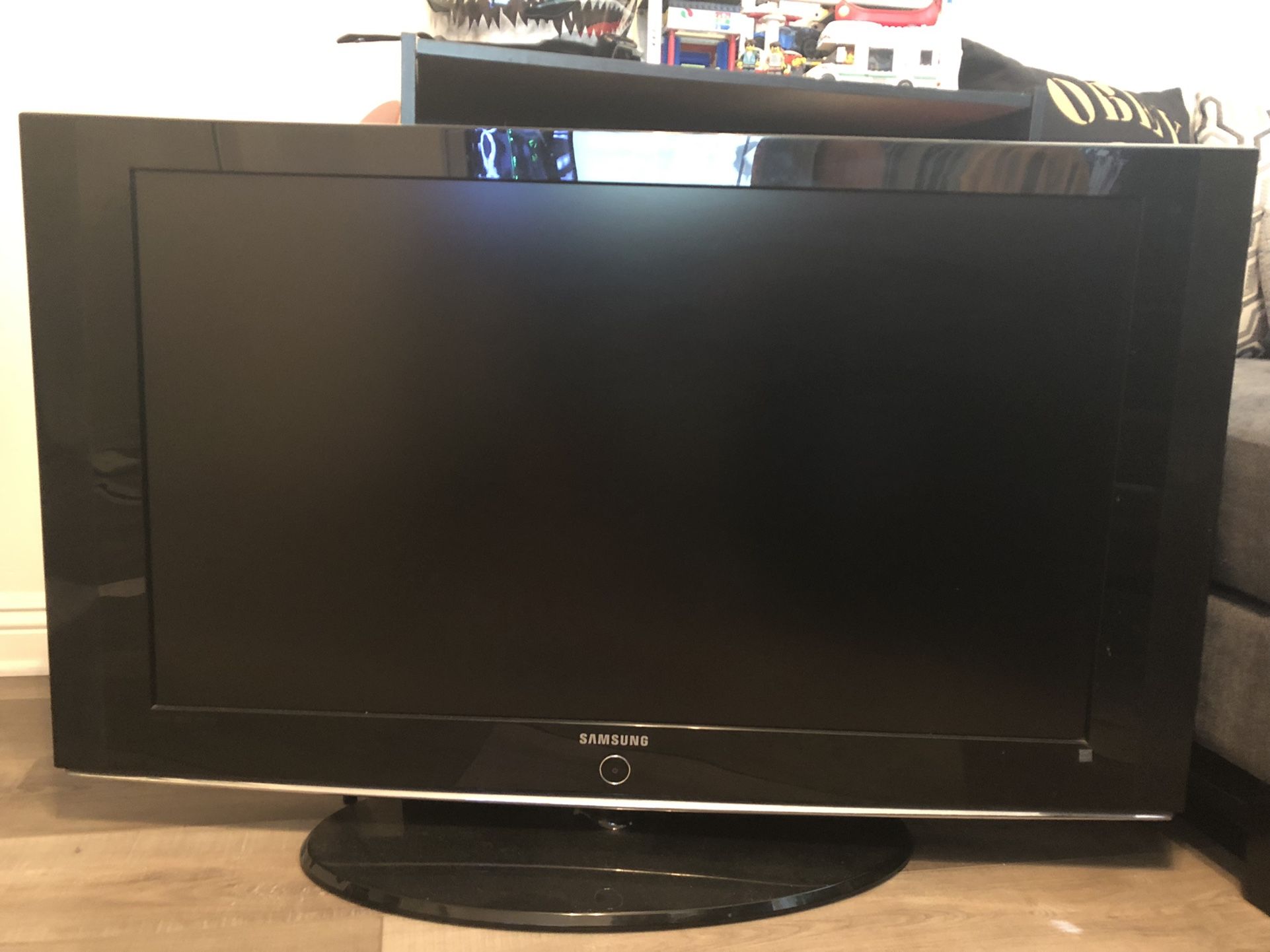 40” Samsung Tv