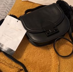 Purse cross body