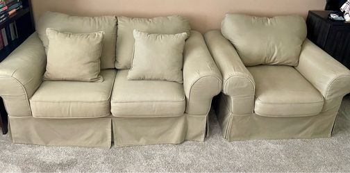 Loveseat and Armchair Set