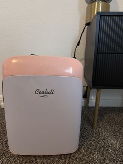 Cooluini Mini Fridge