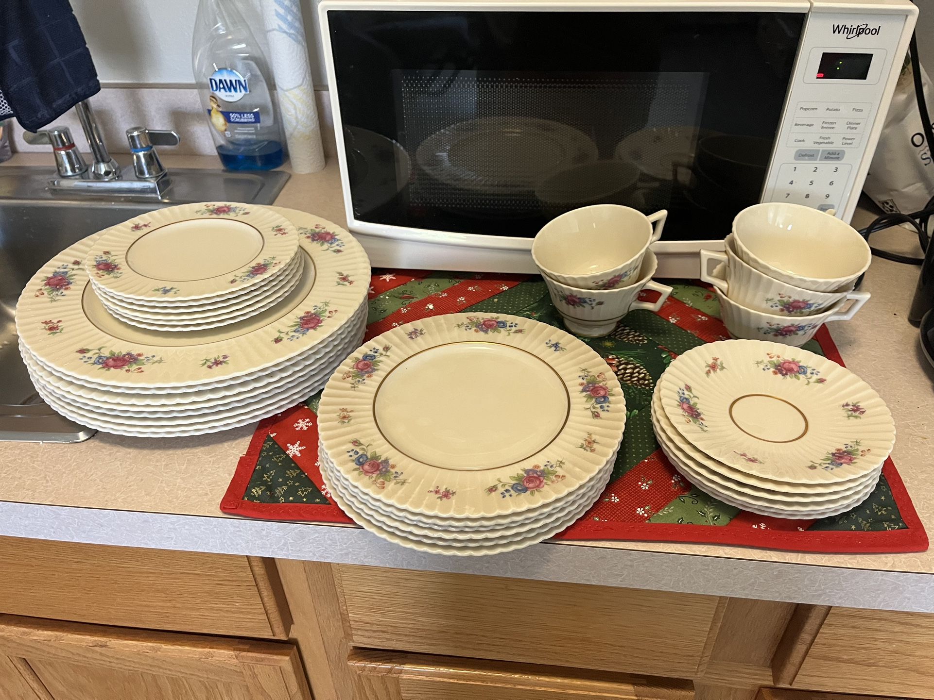 Lenox Pavlova Dishes