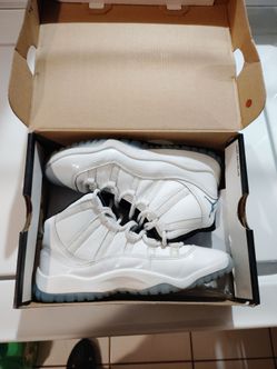 Air Jordan 11 Legend Blue Sneakers