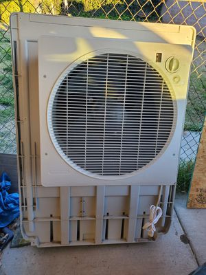 Photo SLIMLINE Swamp Cooler W/Remote Cools1900 sq ft home WORKS GOOD,GREAT Energy Saver5900CFM,Water Filter,Water line,LOTS OF EXTRAS,PD OVER 800