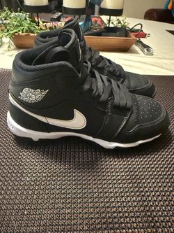Nike Air Jordan 1 Mid Black White Cleats
