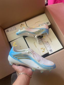 Adidas Messi F50 - El Ultimo
Tango