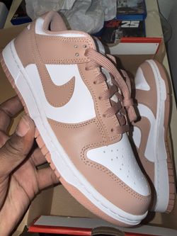 Nike Dunks ( Women )