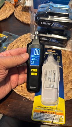 Michelin Programmable Digital Tire Pressure Guage