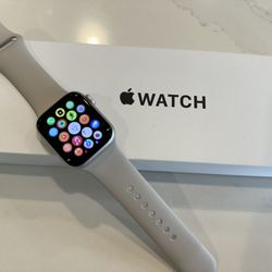 Almost Brand New Apple Watch 