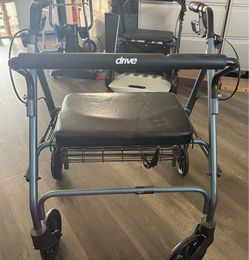 DRIVE bariatric (large) rollator walker with wheels