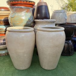 Clay Pots 🌺 27” Tall. 17” Wide 