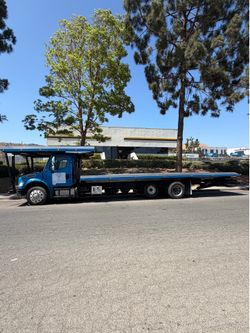FreightLiner M2 106 2013