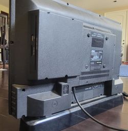 Naxa TV 24 Inch