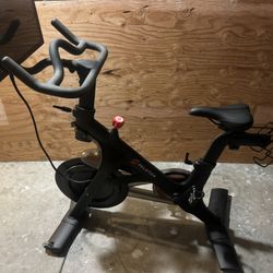 Peloton Cross Trading Bike 