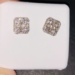 10k solid gold natural Real diamonds