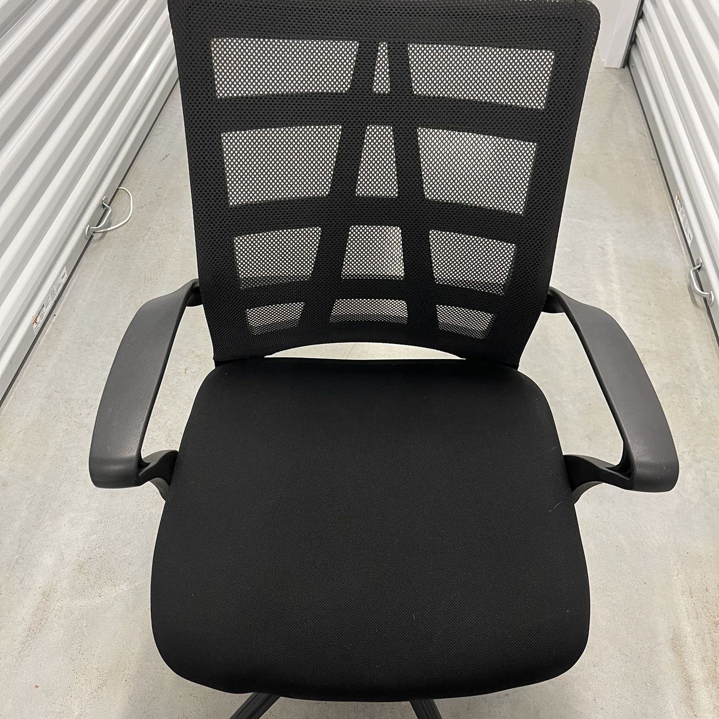 Jaxby mesh online chair