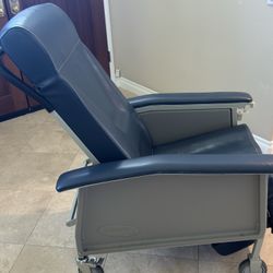 Recliner Chair
