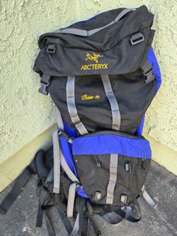 Vintage Arc'teryx Bora 70 Hiking/Backpacking Pack