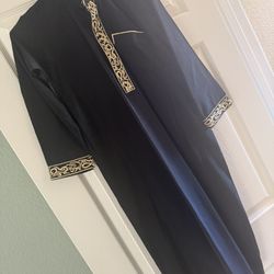 Kids Thobe / Traditional Outfit (Ages 9–12) – Black & Gold – Worn Once