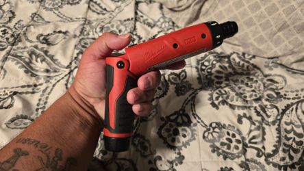 Milwaukee electric screwdriver
