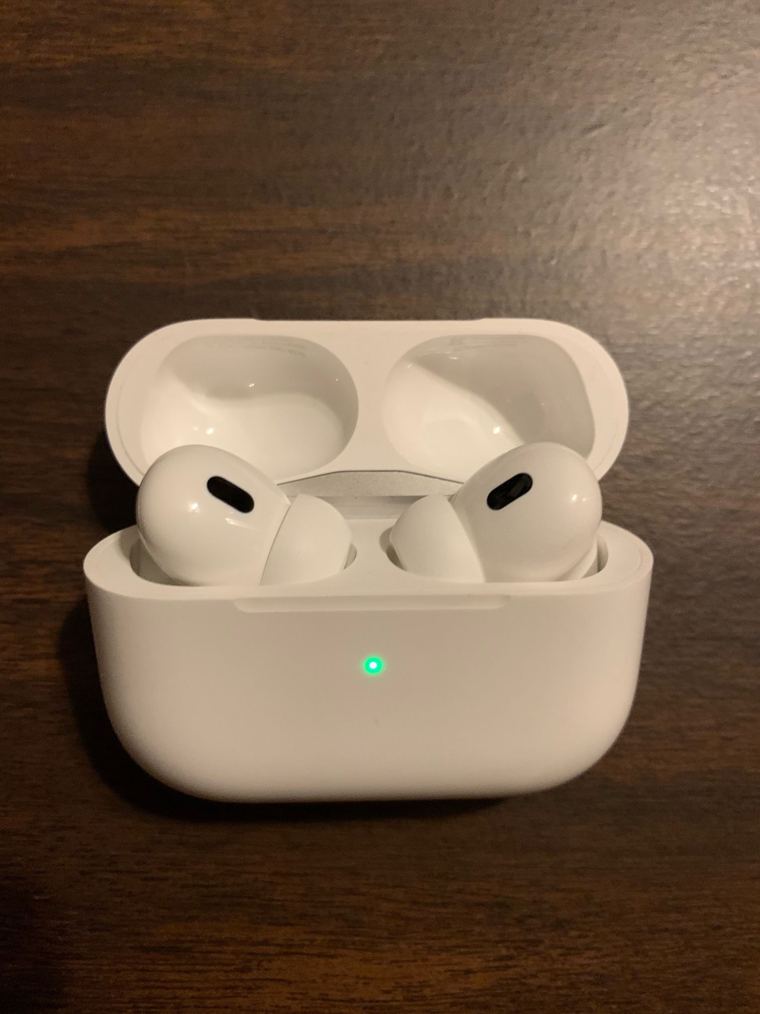 Apple AirPods Pro 2nd Generation (Used Like New)