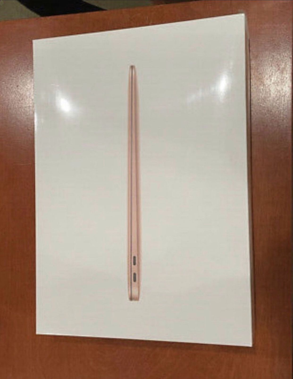 Apple MacBook Air Gold Or Silver M1 Chip Latest Model 2021 3 Availaible 256gb , 1TB & 2TB all Colors I Can Meet Up