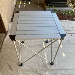 Rock Cloud Portable Folding Camping Table