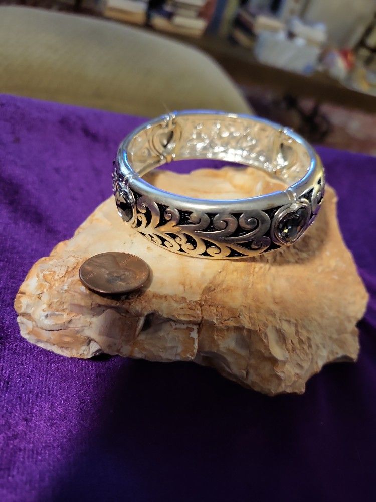 Gorgeous Silver/Amethyst Bracelet