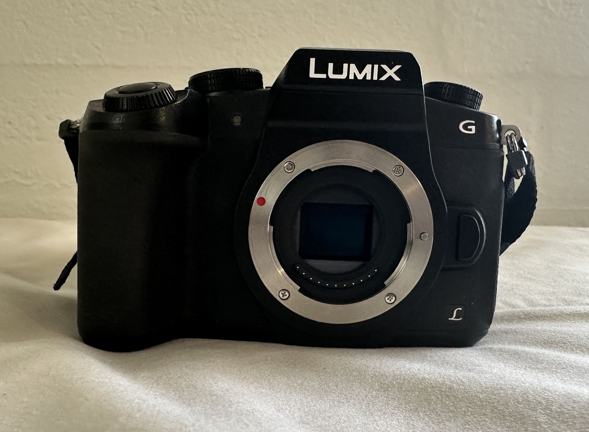LUMIX G-85 Camera Body