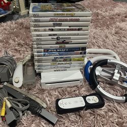 HUGE Nintendo Wii Bundle 