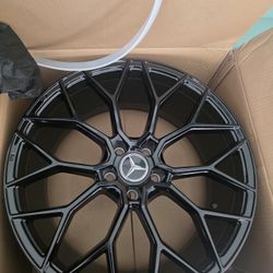 Gloss Black Dolce Pista Performamce Wheels 