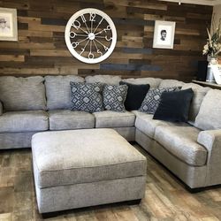 OM• $38 Initial • Brand New// modern/luxury 3 piece sectional