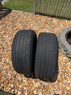 2- 255/40R20