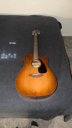 Yamaha FGX800C