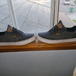 Men's Vans size 13..