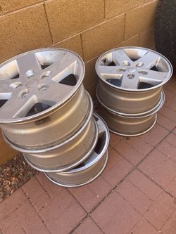 Set of 5 Silver Alloy Wheels Rims