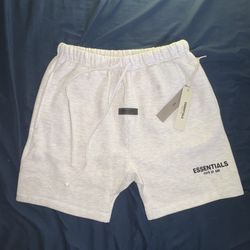 Essentials Fear of God “light oatmeal” shorts Size M