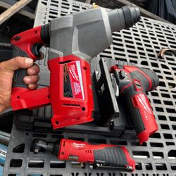 Milwaukee 1’’ )25m Rotary Hammer