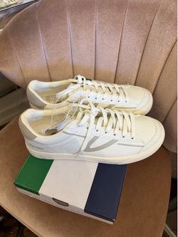 Trerorn serve women’s shoes size 8