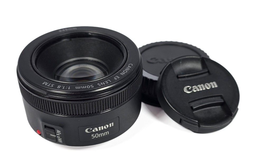 MINT Canon EF 50mm F/1.8 STM Prime Lens w/ Canon Caps - DSLR